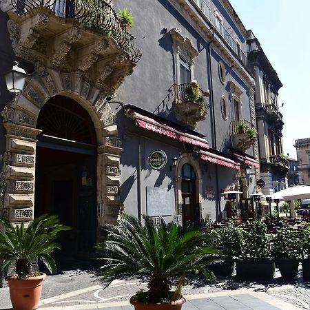 カターニア Palazzo Clarenza Di San Domenicoヴィラ エクステリア 写真